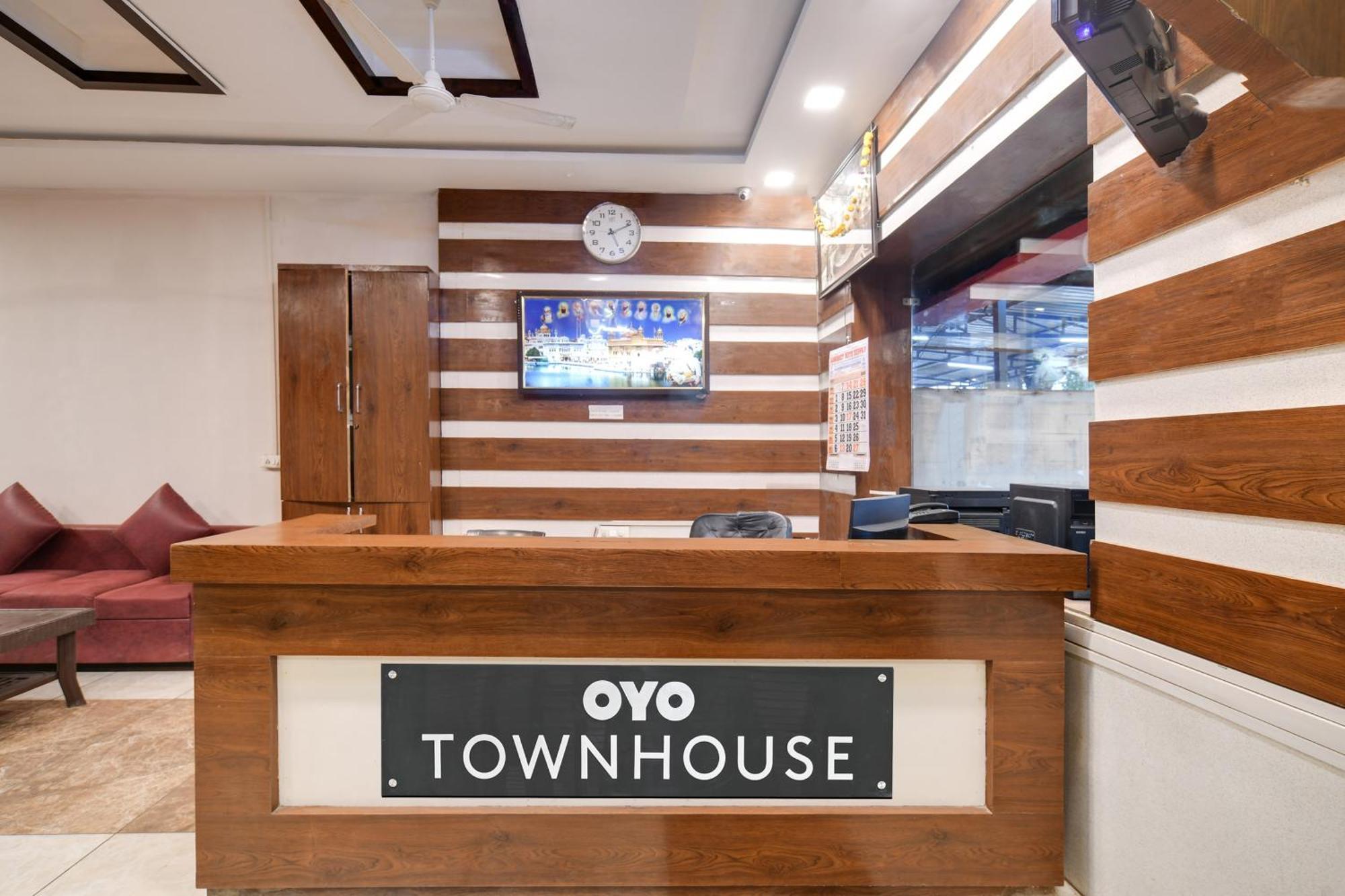 Townhouse Prime Stay Indore Zewnętrze zdjęcie